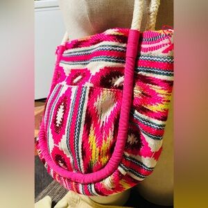 Vibrant Pink Patterned kilim Women's Bag